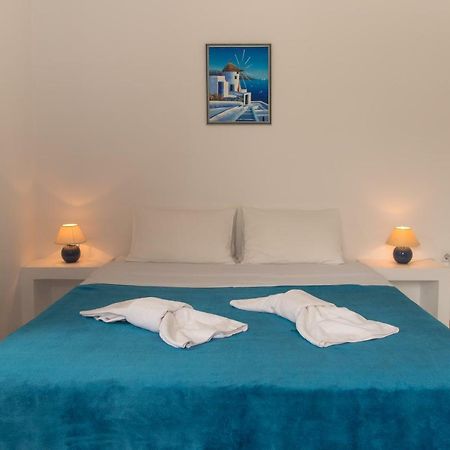 Evgenia Rooms And Apartments Folegandros Town ภายนอก รูปภาพ