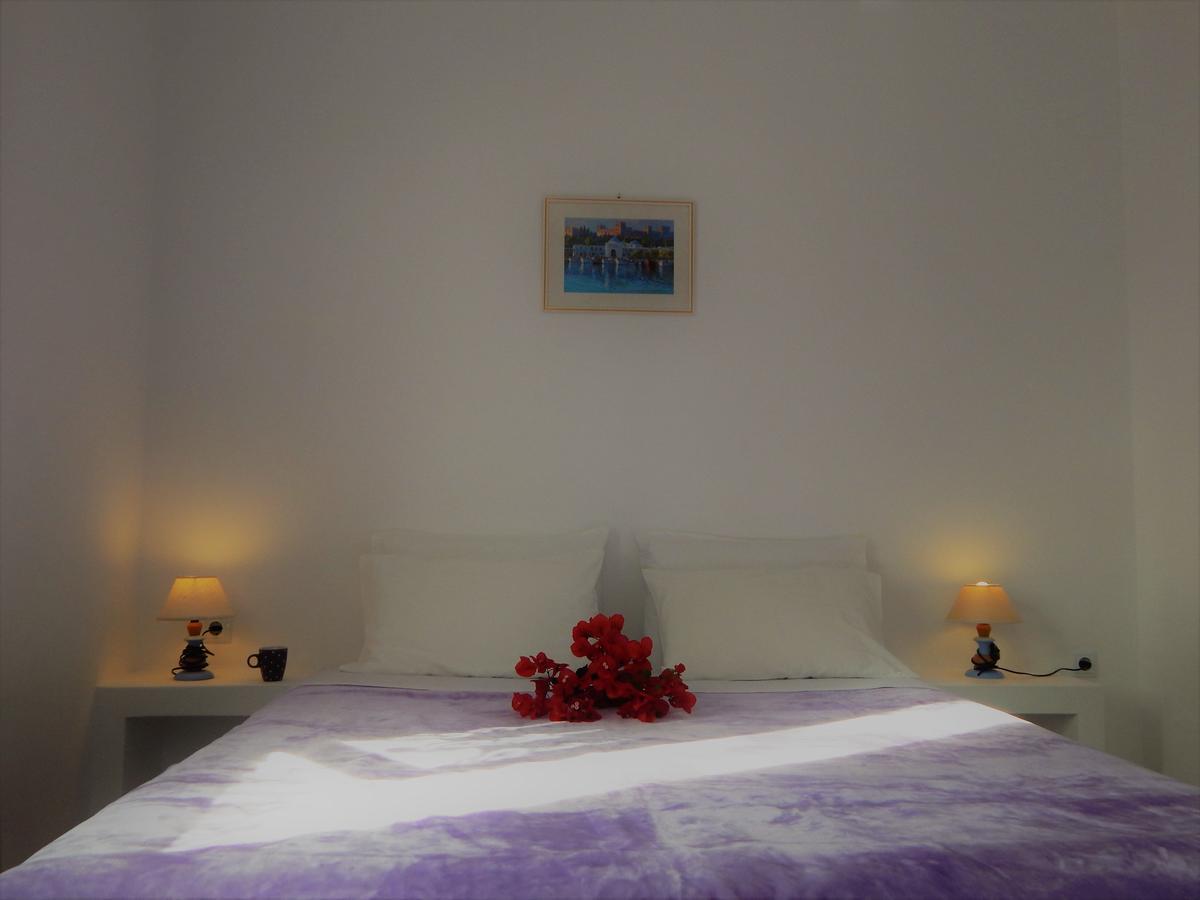 Evgenia Rooms And Apartments Folegandros Town ภายนอก รูปภาพ