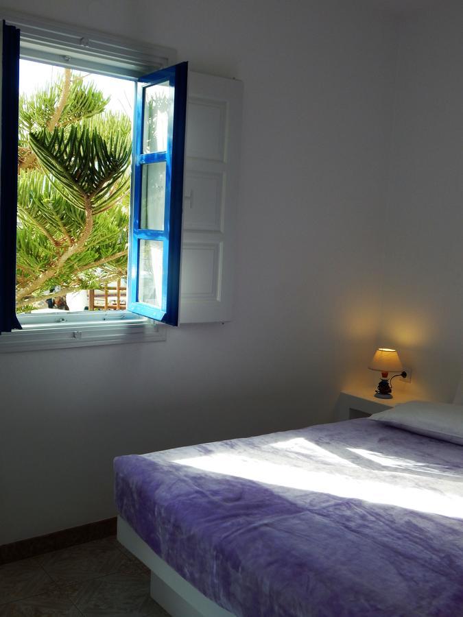 Evgenia Rooms And Apartments Folegandros Town ภายนอก รูปภาพ