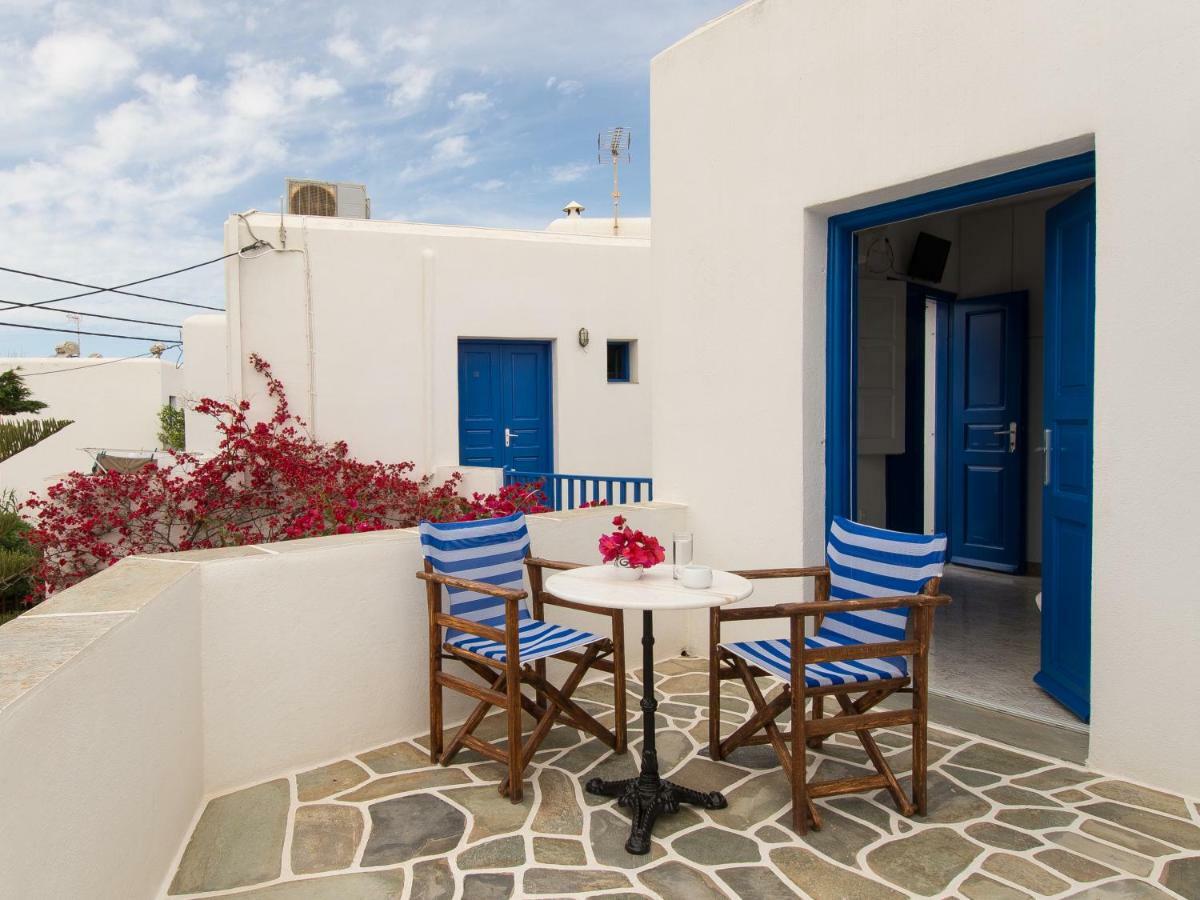 Evgenia Rooms And Apartments Folegandros Town ภายนอก รูปภาพ