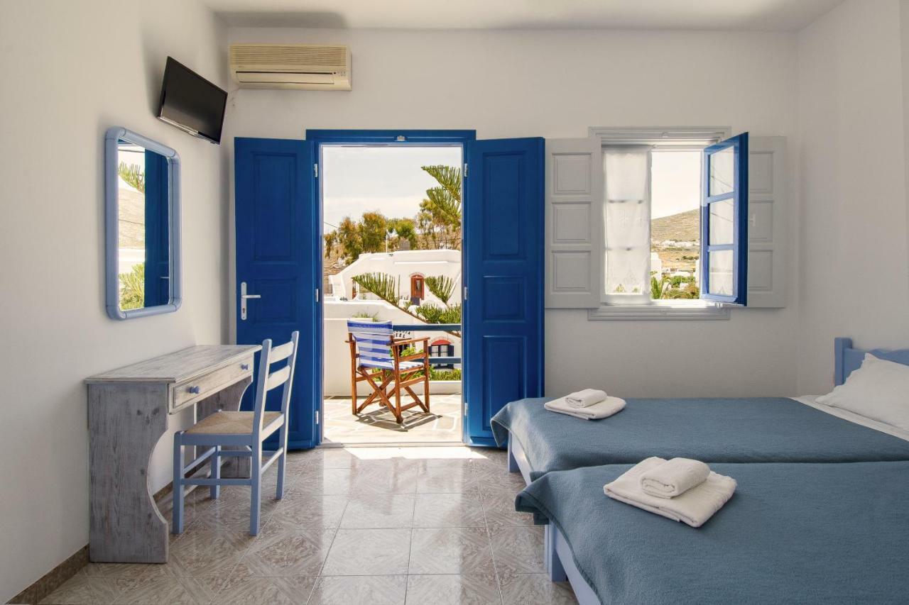 Evgenia Rooms And Apartments Folegandros Town ภายนอก รูปภาพ